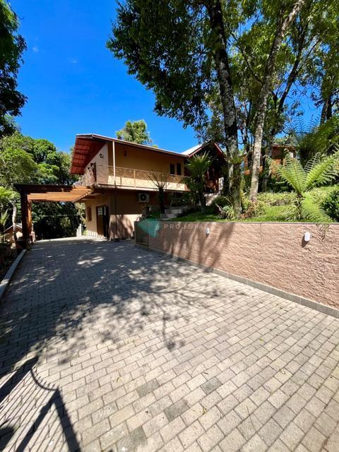 Casa à venda em Canela, Alpes Verdes, com 0 quarto, com 136 m²